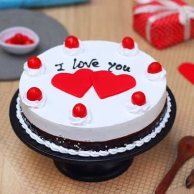 Love Cake Half Kg